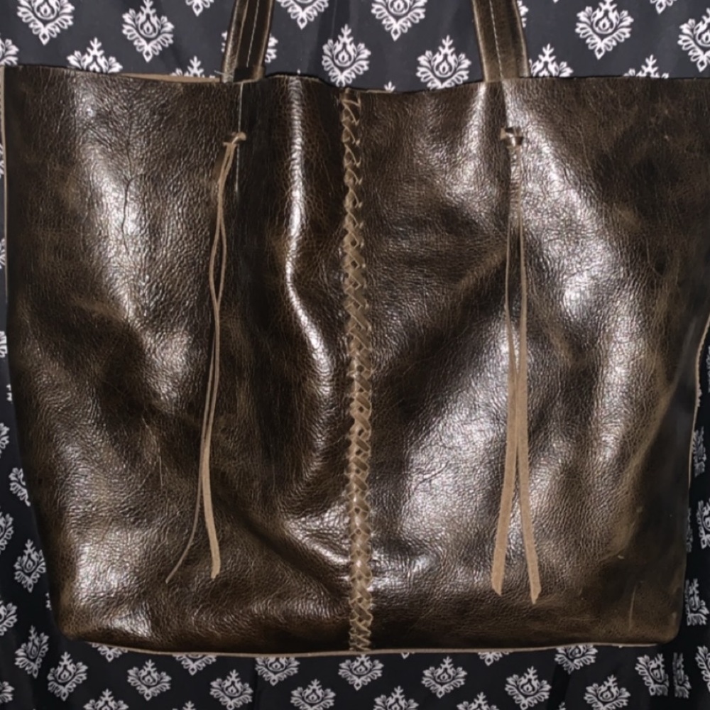 Tylie Malibu Tote
